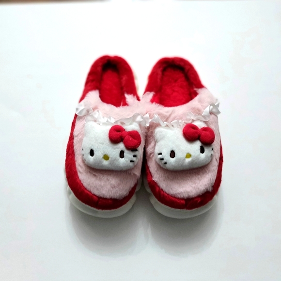Hello Kitty Plush Slipper home winter shoes, New, Without Box. - Picture 3 of 4